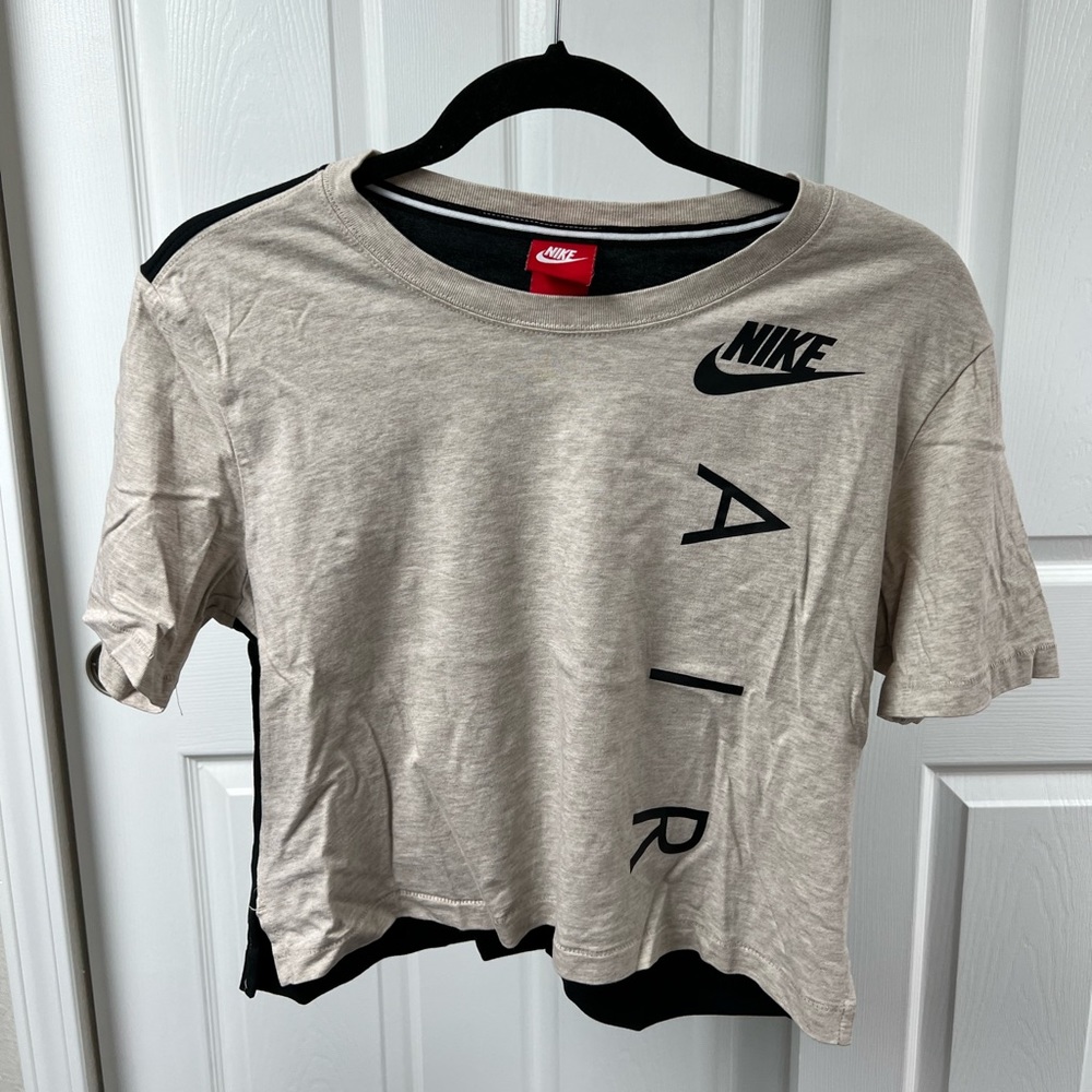Nike Sportswear Crop Top